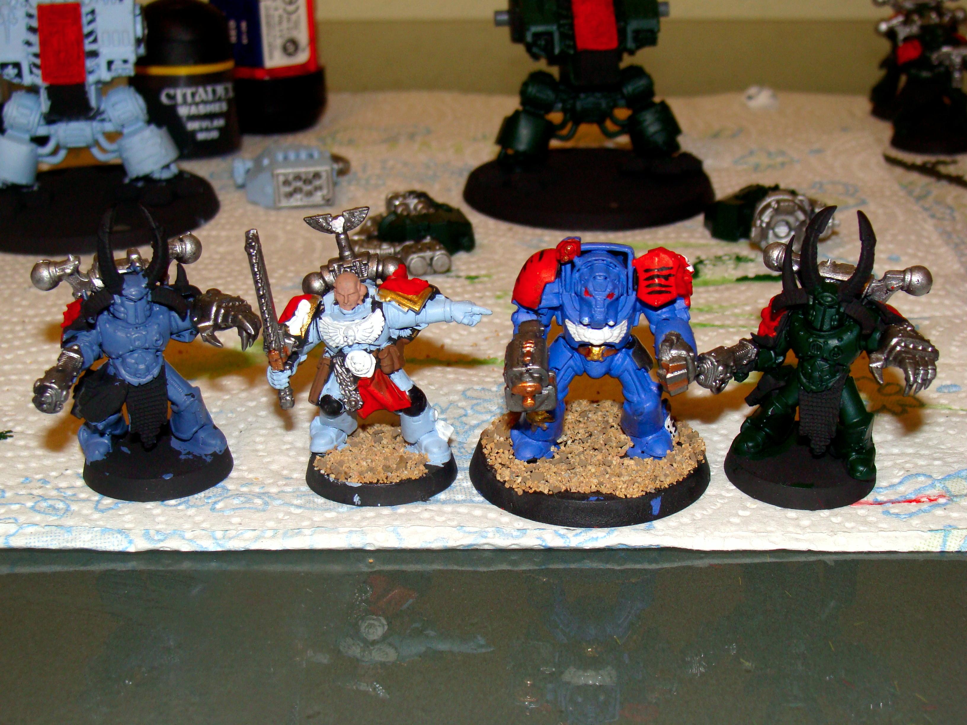 chaos space marines figures